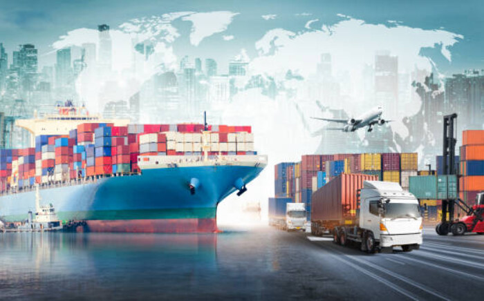 Freight Forwarder vs. Logistics